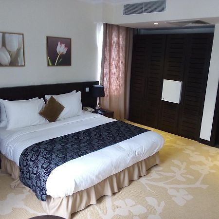 Golden Tulip Ibadan Hotel Ngoại thất bức ảnh