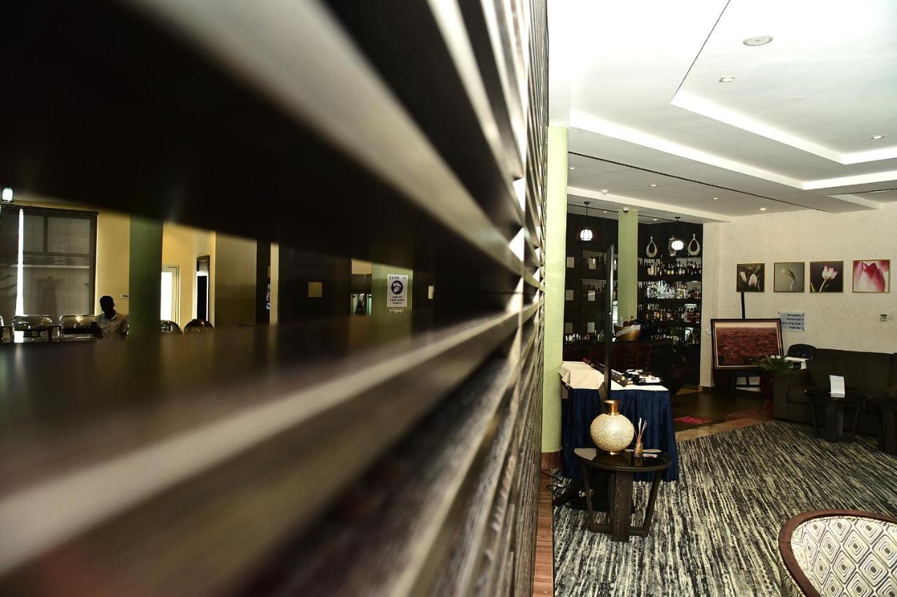 Golden Tulip Ibadan Hotel Ngoại thất bức ảnh