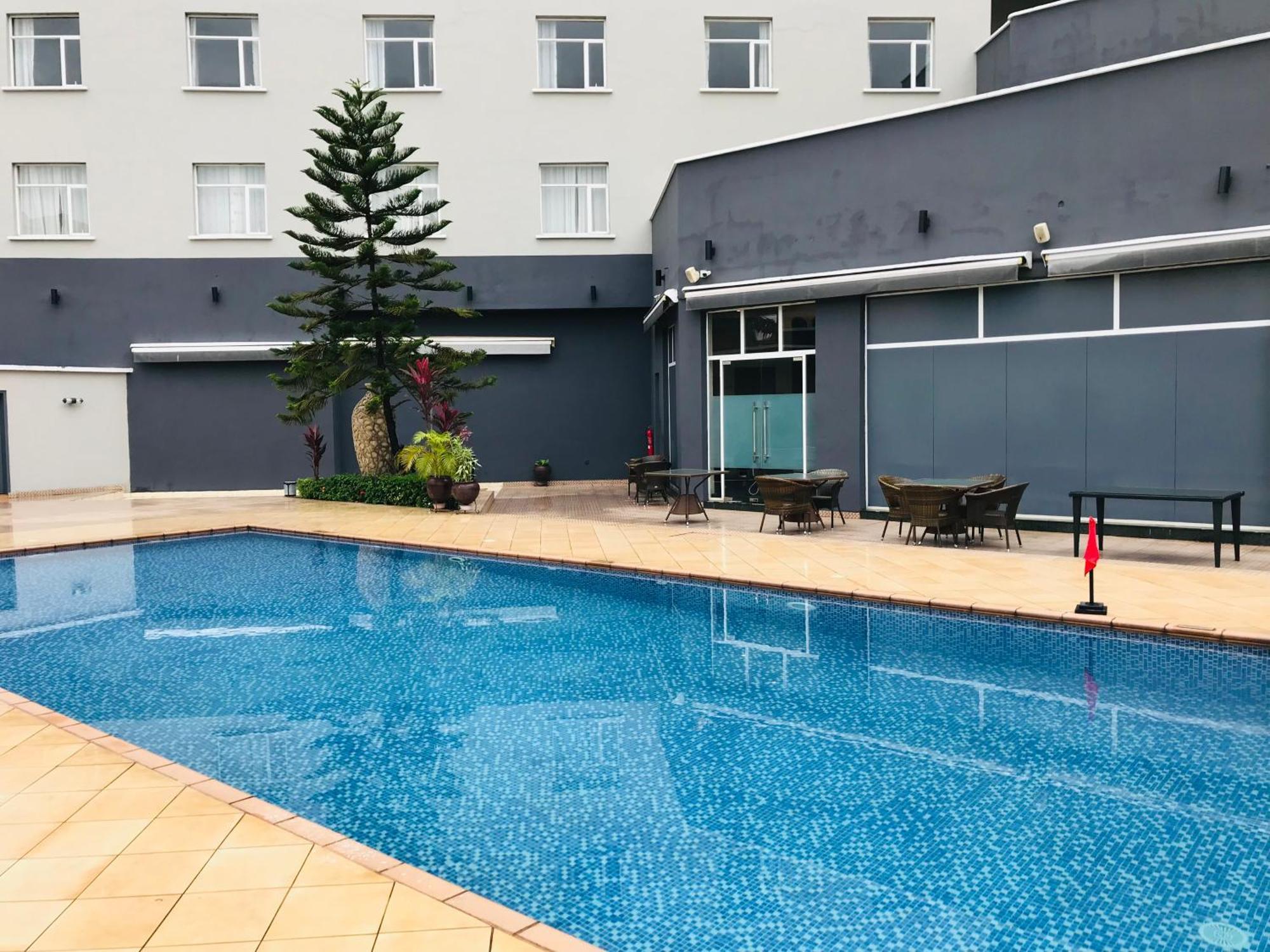 Golden Tulip Ibadan Hotel Ngoại thất bức ảnh
