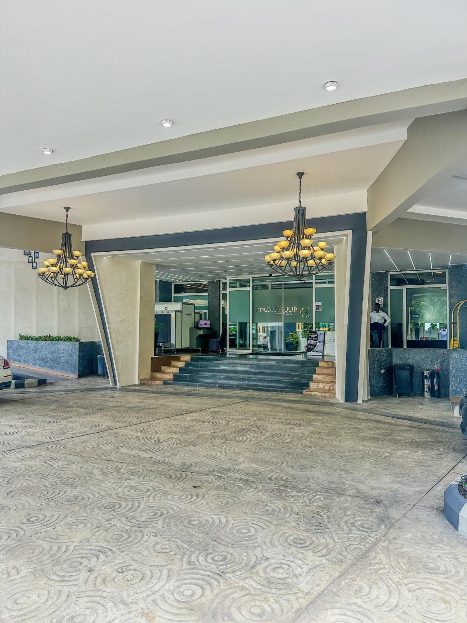 Golden Tulip Ibadan Hotel Ngoại thất bức ảnh