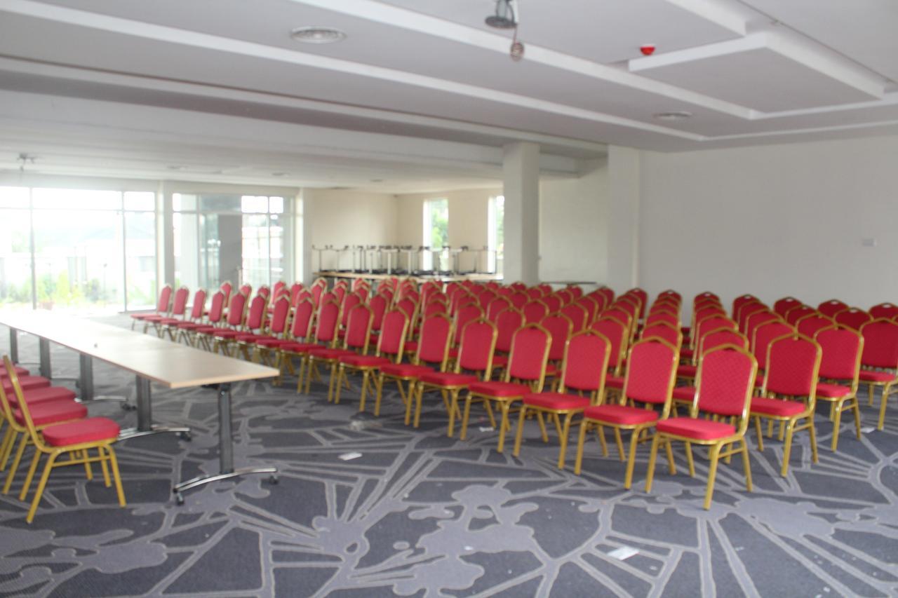 Golden Tulip Ibadan Hotel Ngoại thất bức ảnh